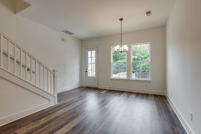 Building Photo - 2046 Morrison Ridge Dr