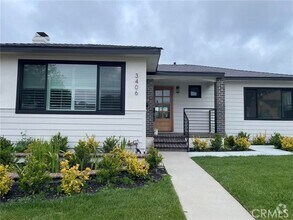 Building Photo - 3406 S Dunsmuir Ave