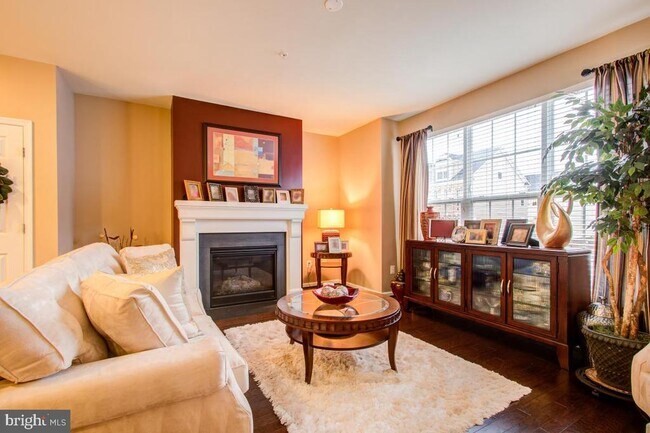 Foto del edificio - 12601 Rustic Rock Ln