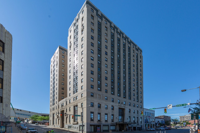 Foto del edificio - Mayflower Manor Senior Apartments