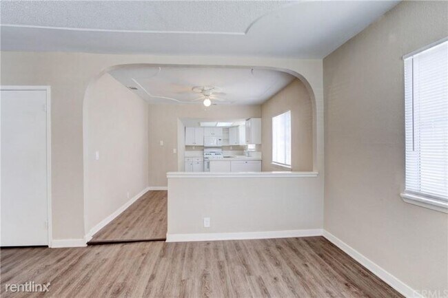 Building Photo - 3 br, 2 bath Townhome - 309 Williams St