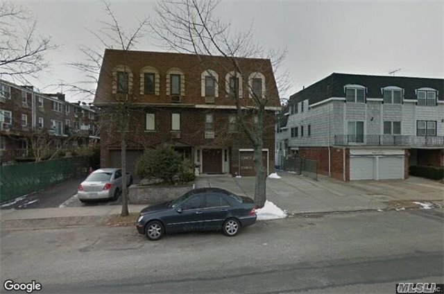 Primary Photo - 17-32-32 215th St