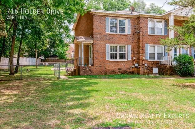 Primary Photo - 716 Holder Dr