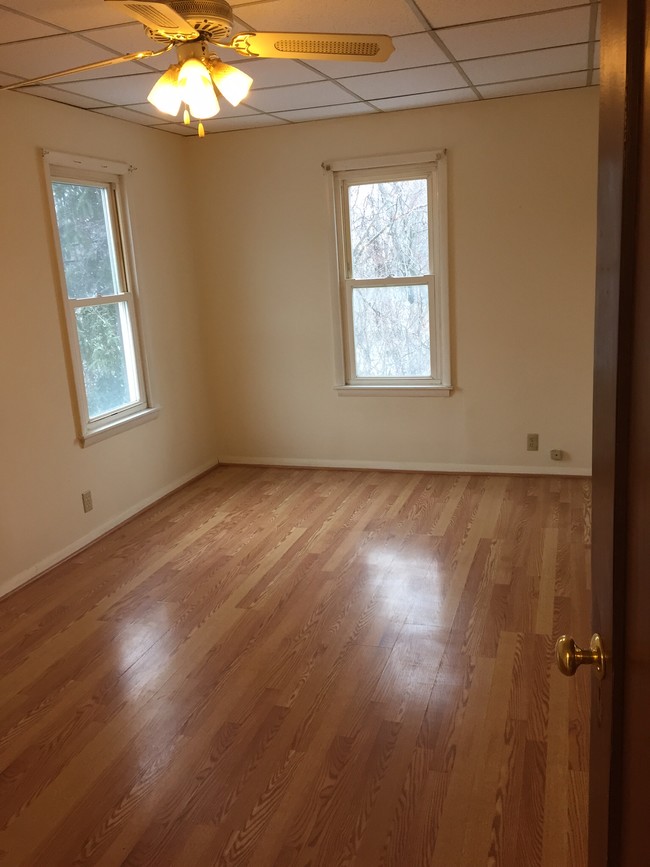 Foto del edificio - 822 Avery Ave