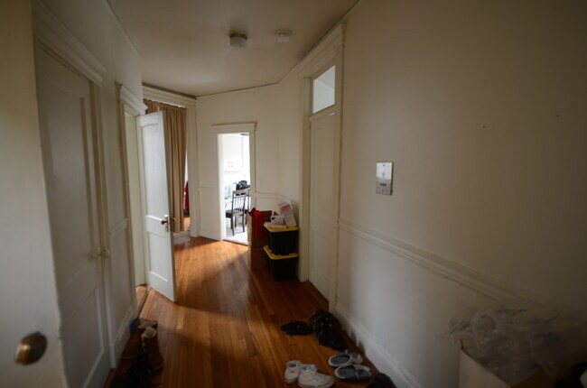 Foto del edificio - 1353 Commonwealth Ave