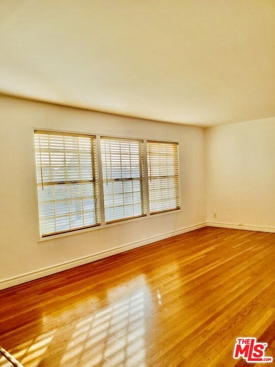Building Photo - 249 E Benwood St