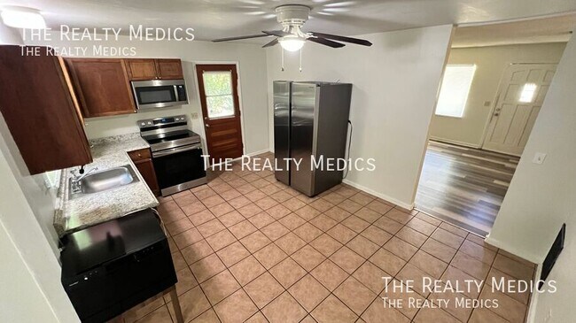 Foto del edificio - 526 S Thompson Ave