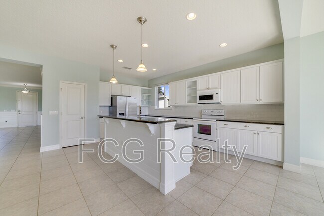 Foto del edificio - 11701 Verrazano Dr