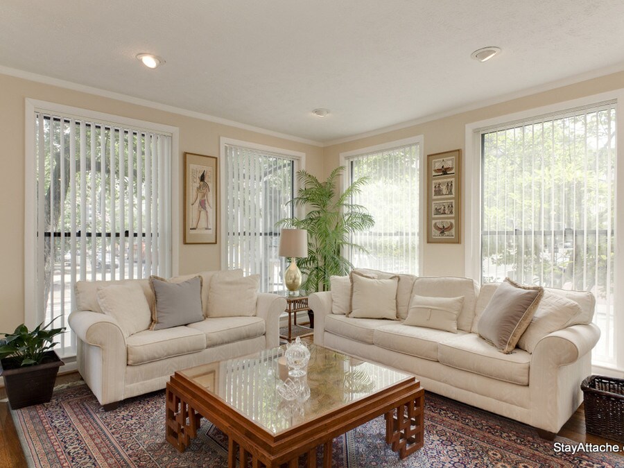 Foto principal - 1168 25th Street NW