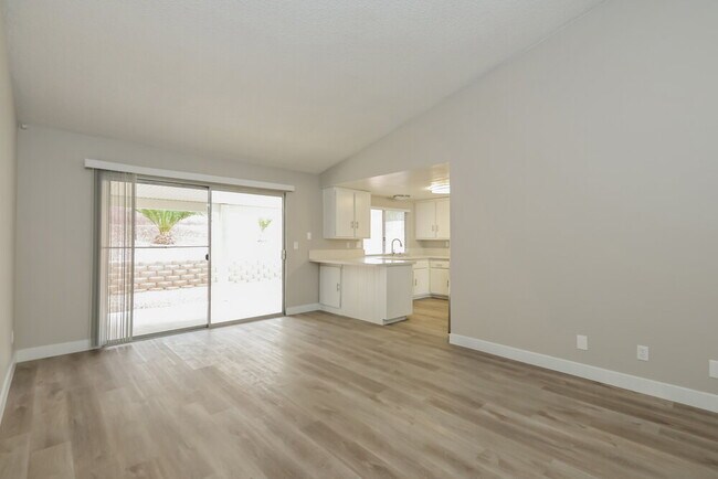 Building Photo - 212 Appian Way