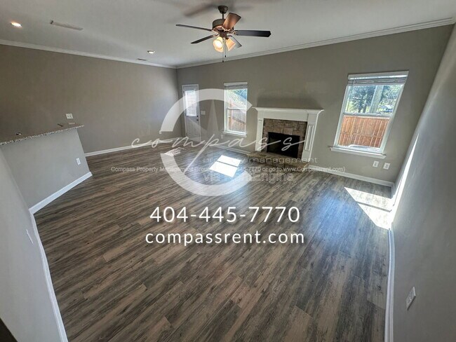 Foto del edificio - 112 Squarewood Ln NW