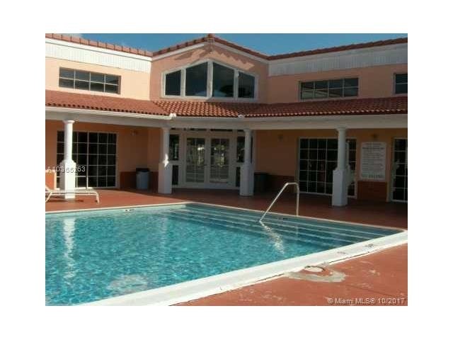 Swimming pool - 825 NE 212th Terrace