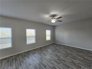 Building Photo - 647 Skye Dr
