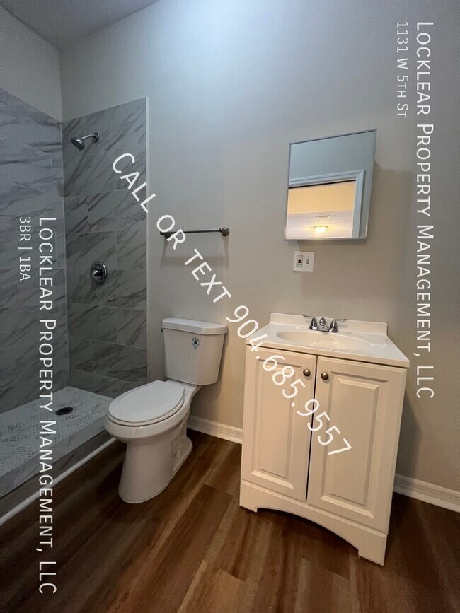 Foto del edificio - Newly Renovated 3 Bed, 2 Bath Single Famil...