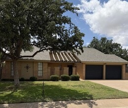 Building Photo - 4717 Elma Dr