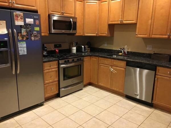 Foto principal - 348 S Bremen St
