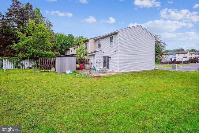 Foto del edificio - 5200 Sweet Gum Terrace