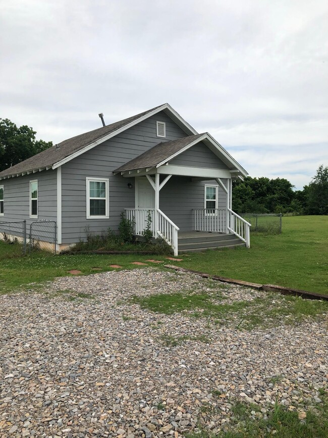 Building Photo - 7151 N Sun Country Rd