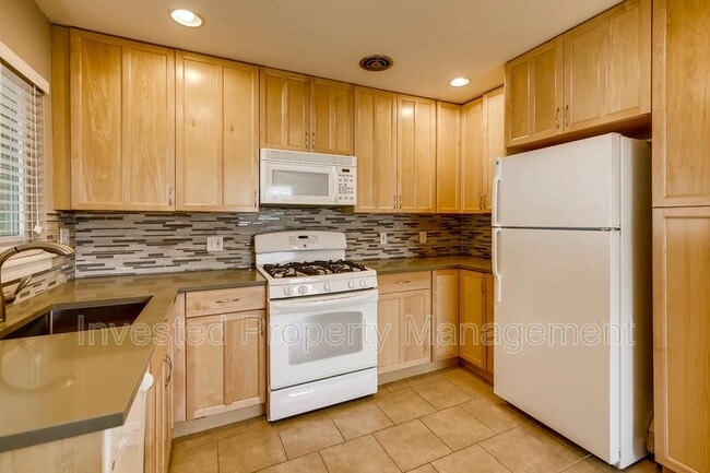 Photo - 1877 S Fairfax St House