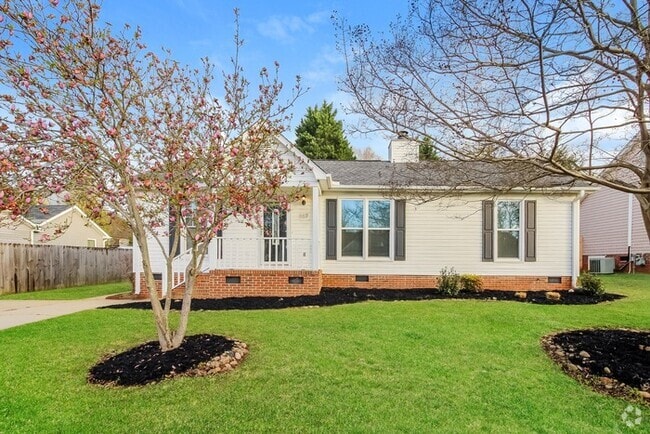 Building Photo - 117 Oak Valley Dr