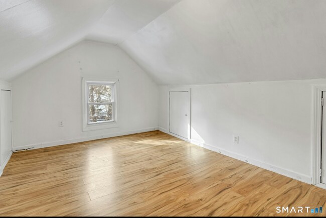 Foto del edificio - 18 Grandview Ave