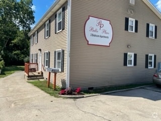 Building Photo - 125 Macey Ave