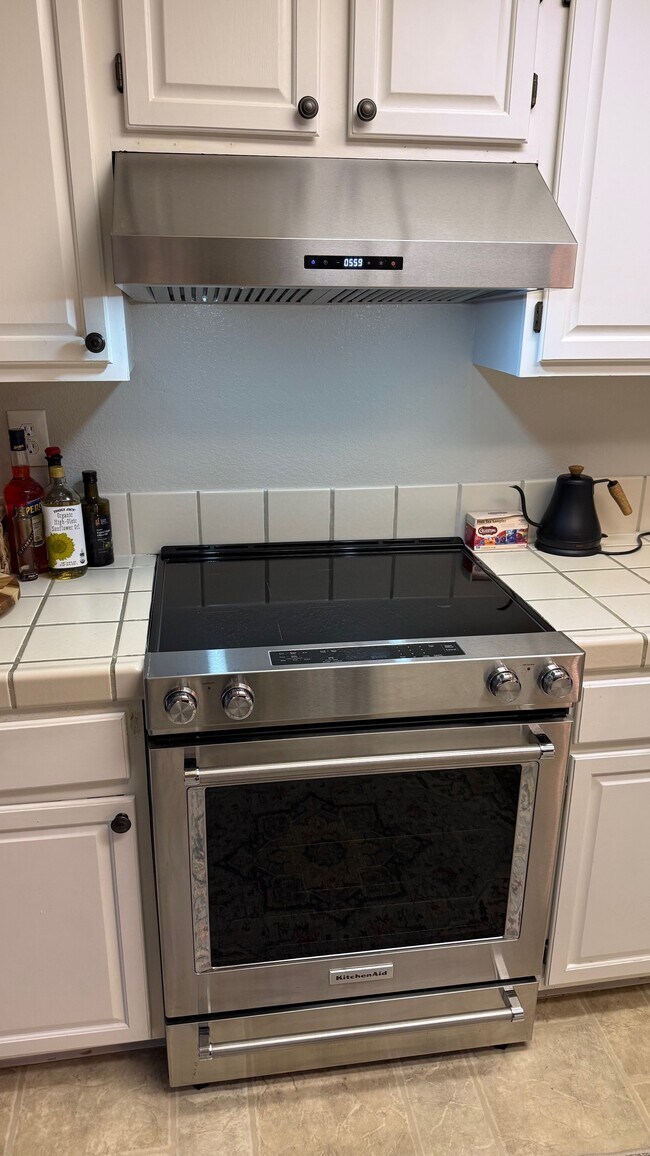 Foto del edificio - 3309 Colonial Ct