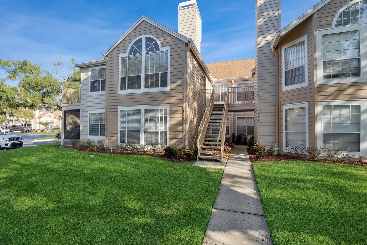 Foto principal - 682 Youngstown Pky