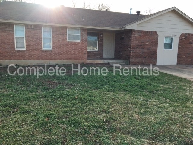 Primary Photo - 5024 Creekwood Dr