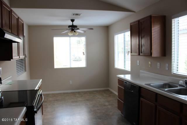 Foto del edificio - 7254 W Maple Ridge Dr