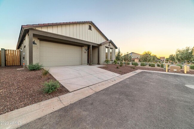 Foto del edificio - 3bed, 2bath Home