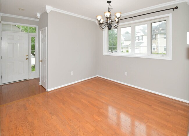 Foto del edificio - 32 Scarlet Oak Dr