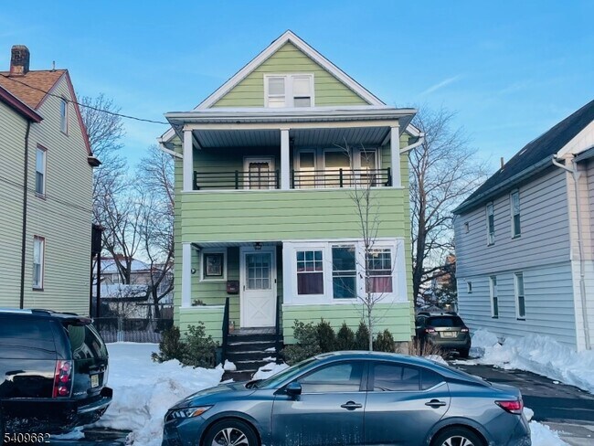 Building Photo - 145 Prescott Ave