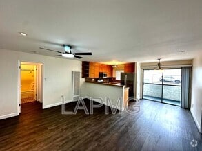 Building Photo - 18530 Hatteras St