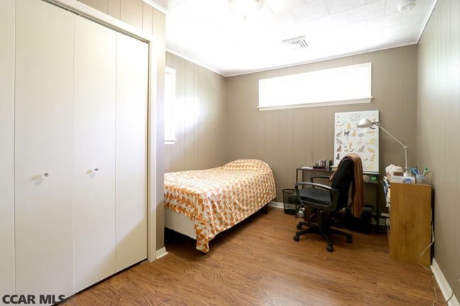 Foto del edificio - 635A-side W Nittany Ave