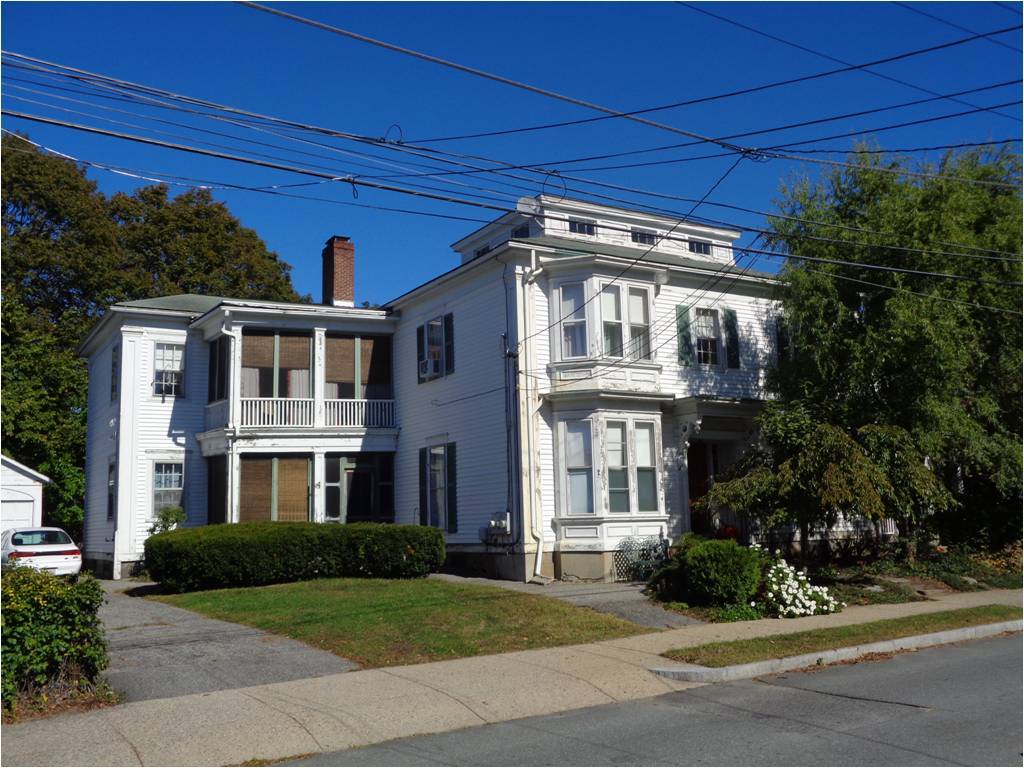 45 Washington St, Warren, RI 02885 Apartments in Warren, RI