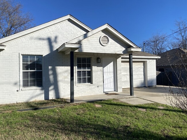 Foto del edificio - Charming 4-bedroom, 2-bathroom home in Fort Worth, TX!