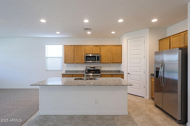 Foto del edificio - 25180 N 172nd Dr