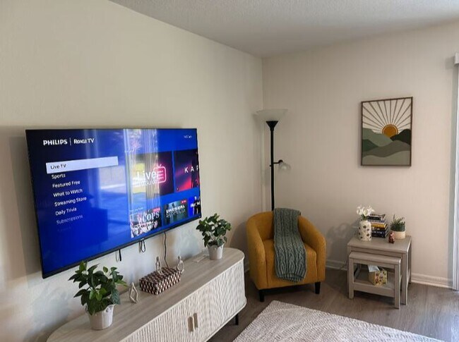 Foto del edificio - 5 Upland Pl