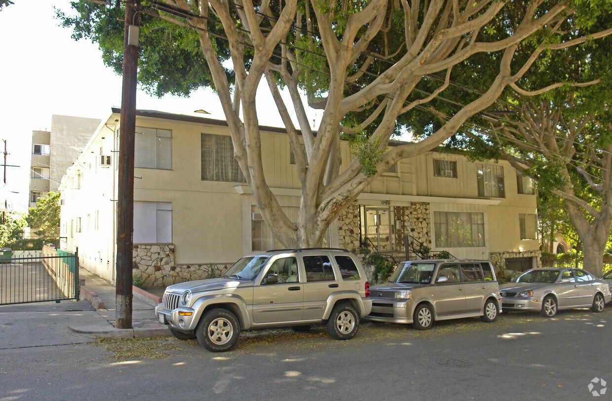 1760 El Cerrito PL. Apartments in Los Angeles, CA Westside Rentals