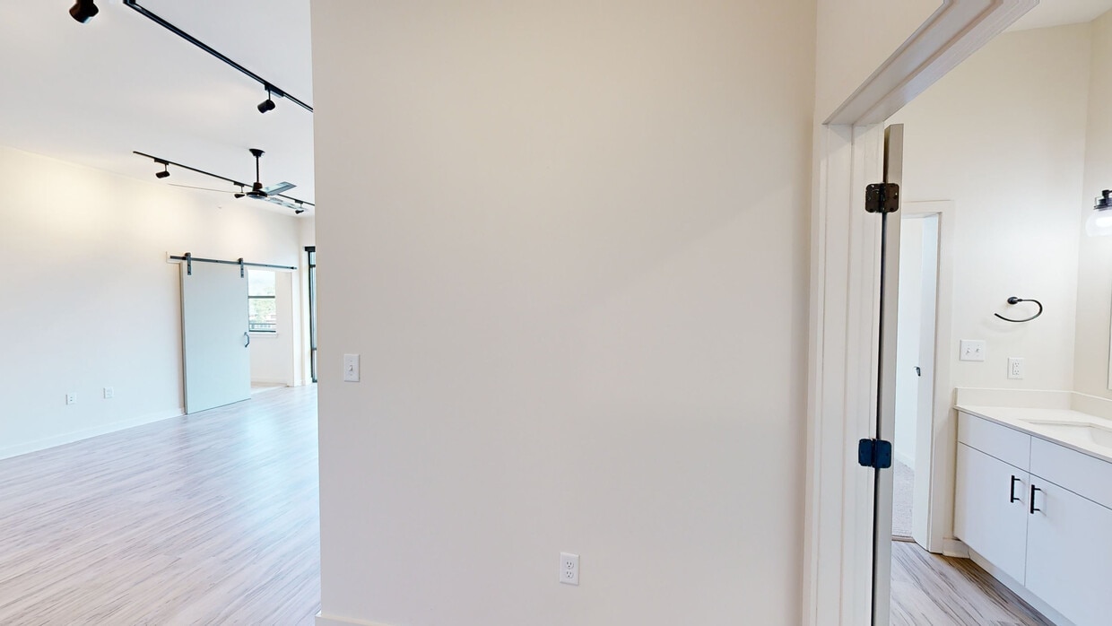 Photo - City South Apartments