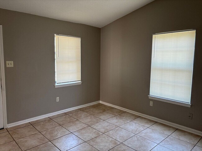 Foto del edificio - Newly Listed Home in Oakhaven