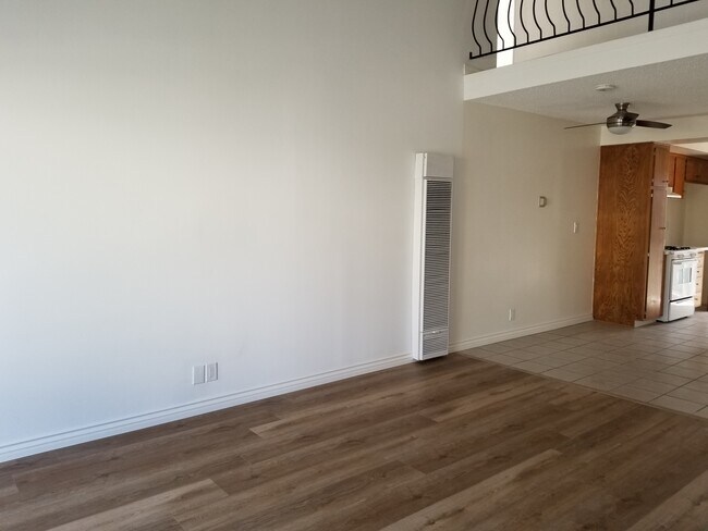 Foto del edificio - 1823 Huntington Ln