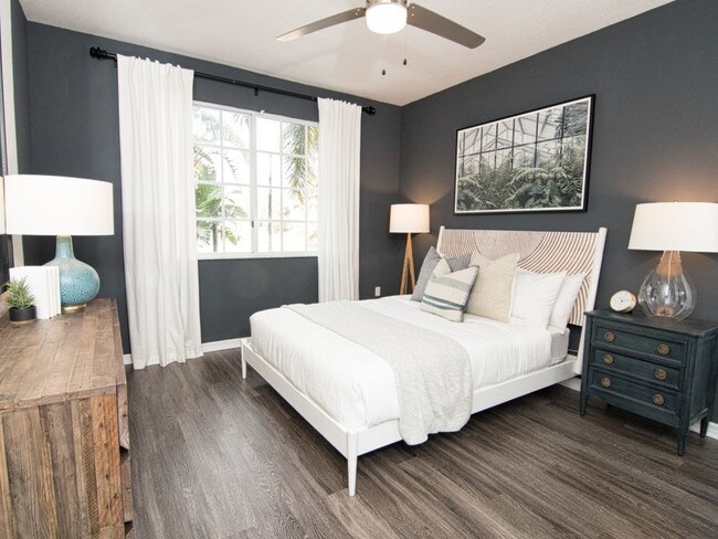 Bedroom - 11811 Miramar Pkwy