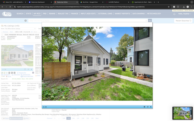Building Photo - 2221 Wabash St