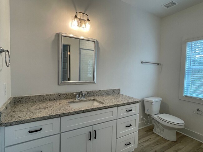 Foto del edificio - 2BR TWIN HOME IN OPELIKA