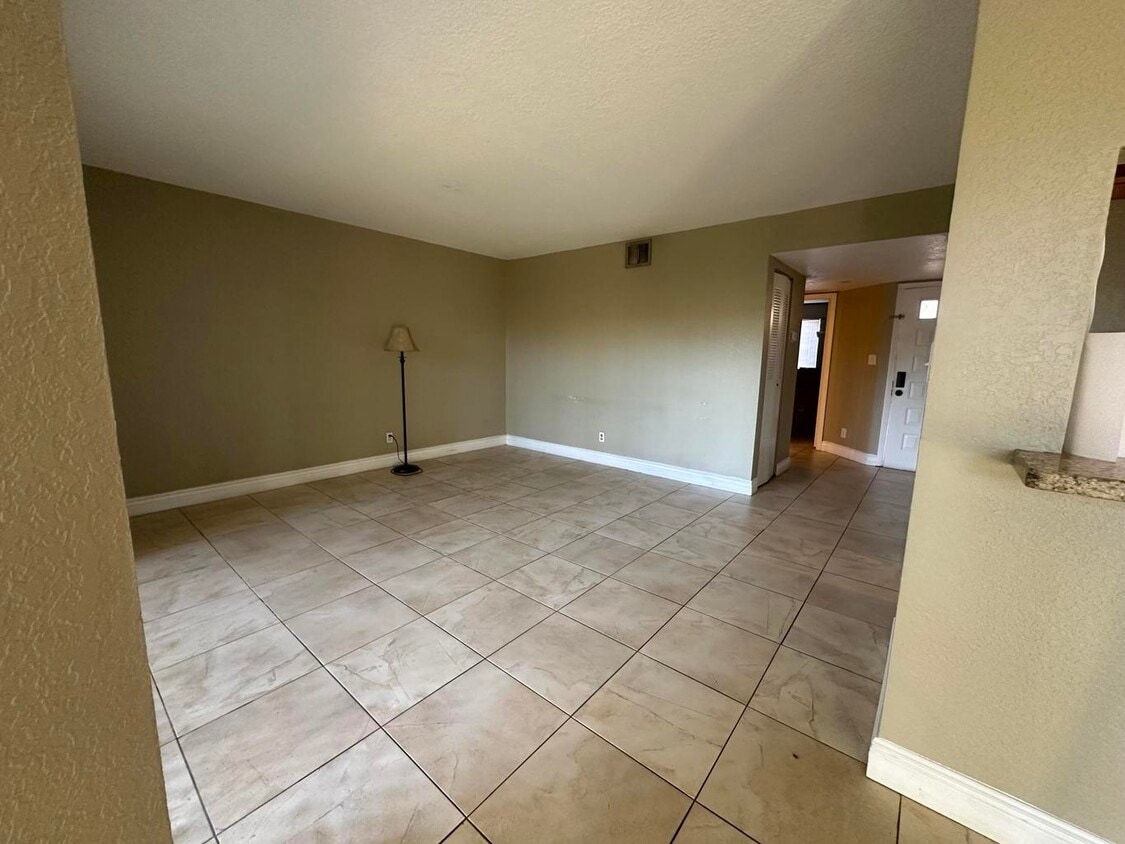 Photo - 941 Coral Club Drive, Coral Springs, FL 33071 - 1 BR 1 BA condo