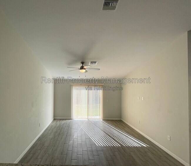 Foto del edificio - 2413 Millie Ave S