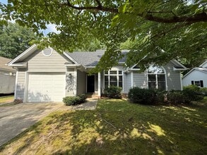 Building Photo - 707 Clay Hill Dr
