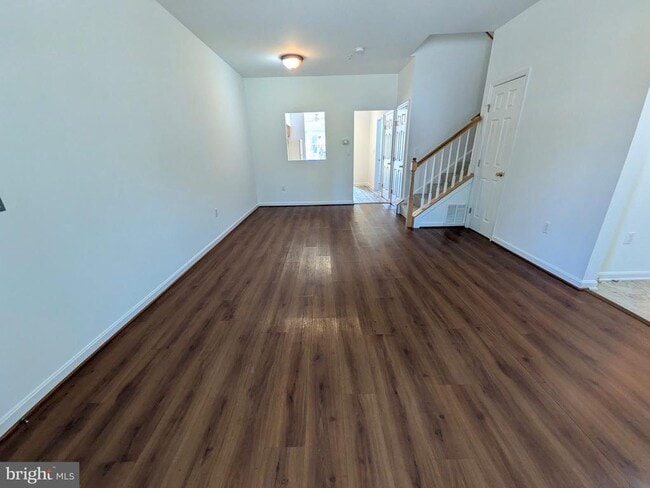 Building Photo - 310 Del Rhodes Ave
